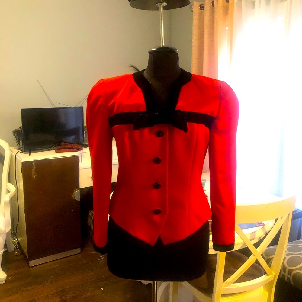 R&K Evenings Designer Red Blazer, Sz 10, Collar & Cuffs trimmed in Velvet, Lined
